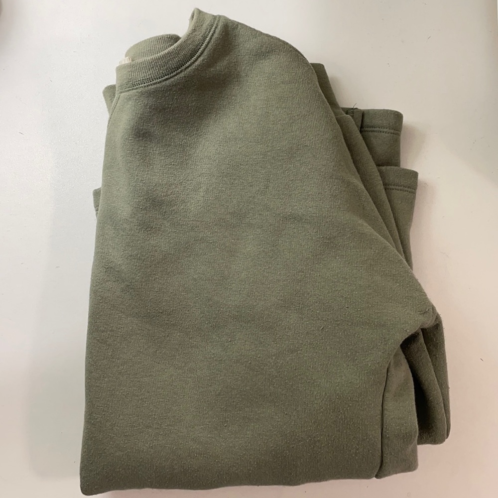 Green sweatshirt